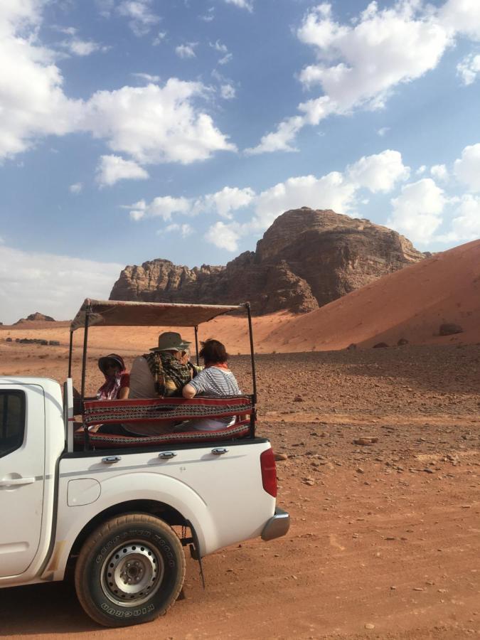 Bedouin Memories Camp Hotel Wadi Rum Bagian luar foto