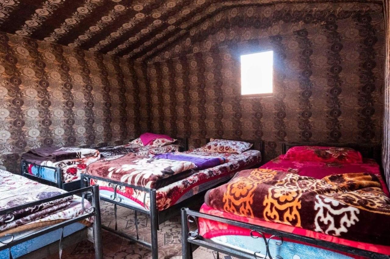 Bedouin Memories Camp Hotel Wadi Rum Bagian luar foto