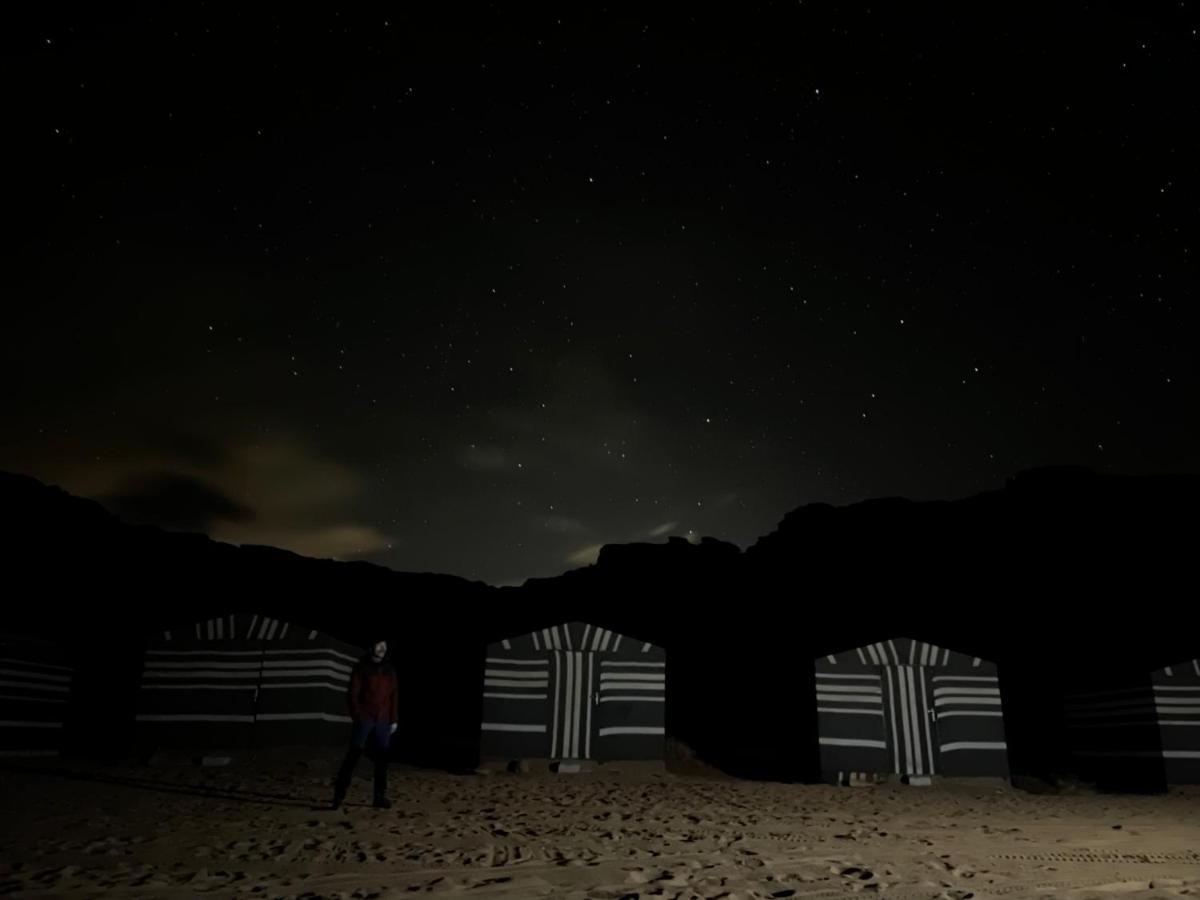 Bedouin Memories Camp Hotel Wadi Rum Bagian luar foto