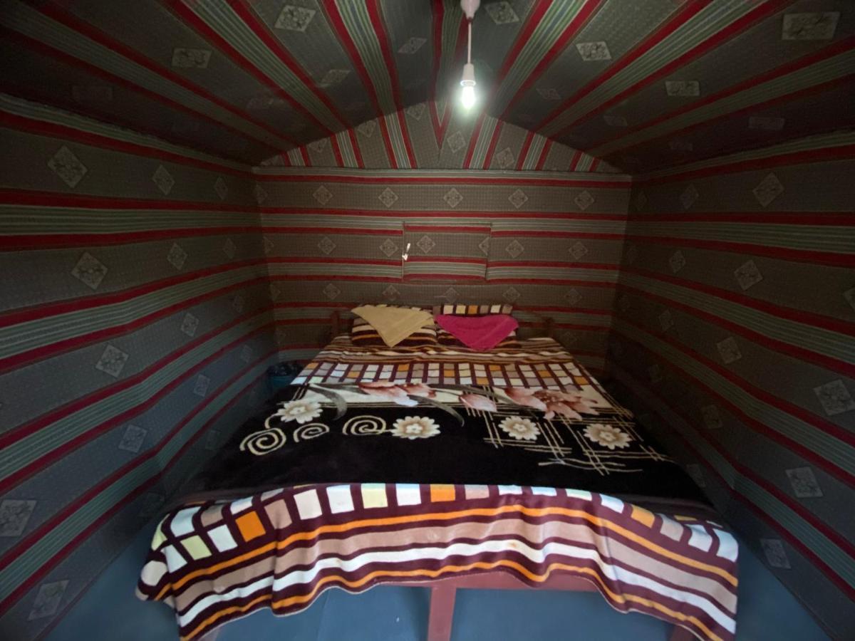 Bedouin Memories Camp Hotel Wadi Rum Bagian luar foto