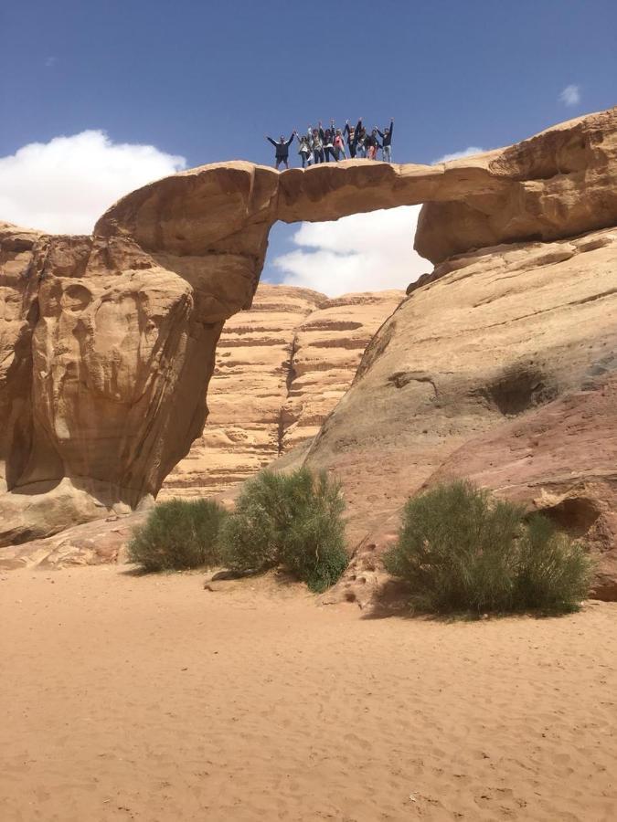 Bedouin Memories Camp Hotel Wadi Rum Bagian luar foto